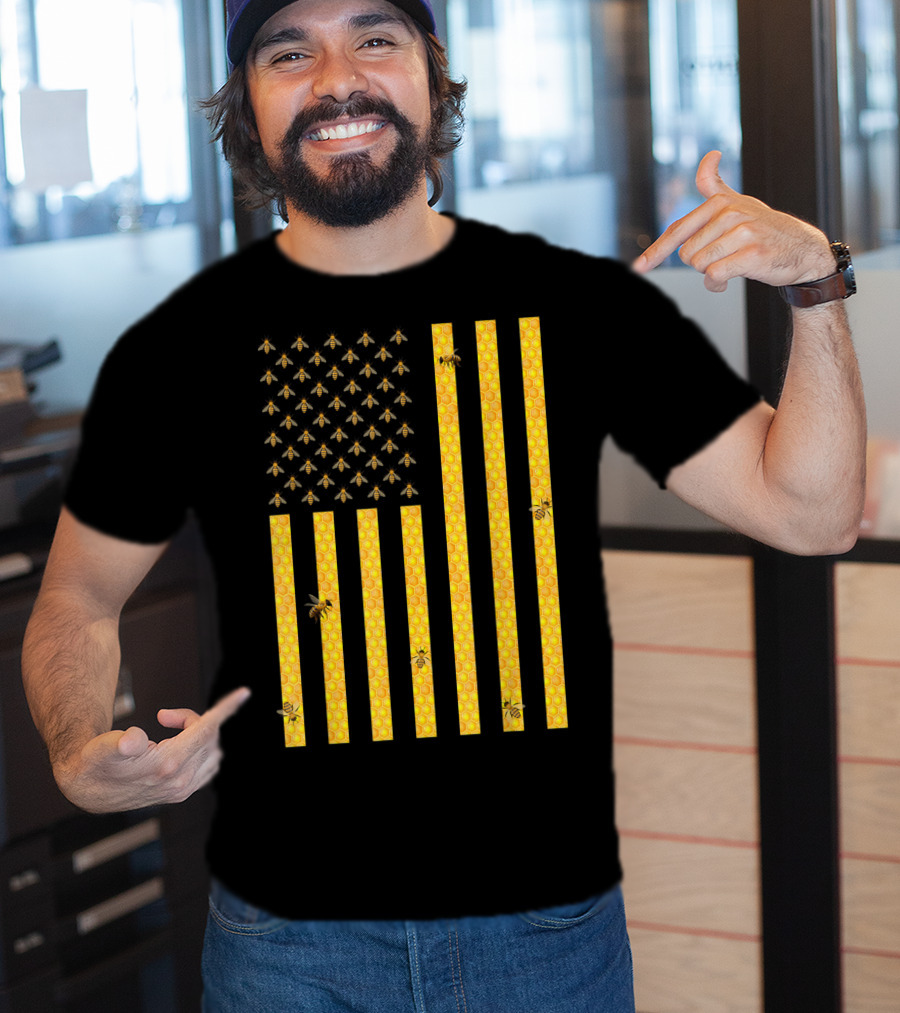 American Flag Honeycomb Honey Bee Beekeeping Beekeeper USA Patriotic T-Shirt