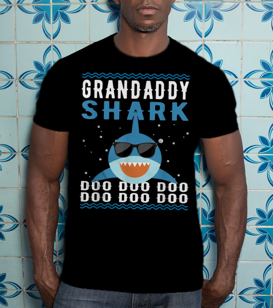 Grandaddy Shark Doo Doo Doo Sunglasses Funny Baby Mommy Kids Video T-Shirt