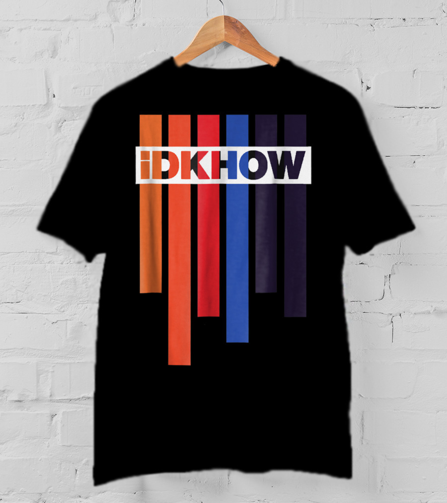 Barras De Color IDKHOW Letras Con Fondo Negro Y Blanco T-Shirt