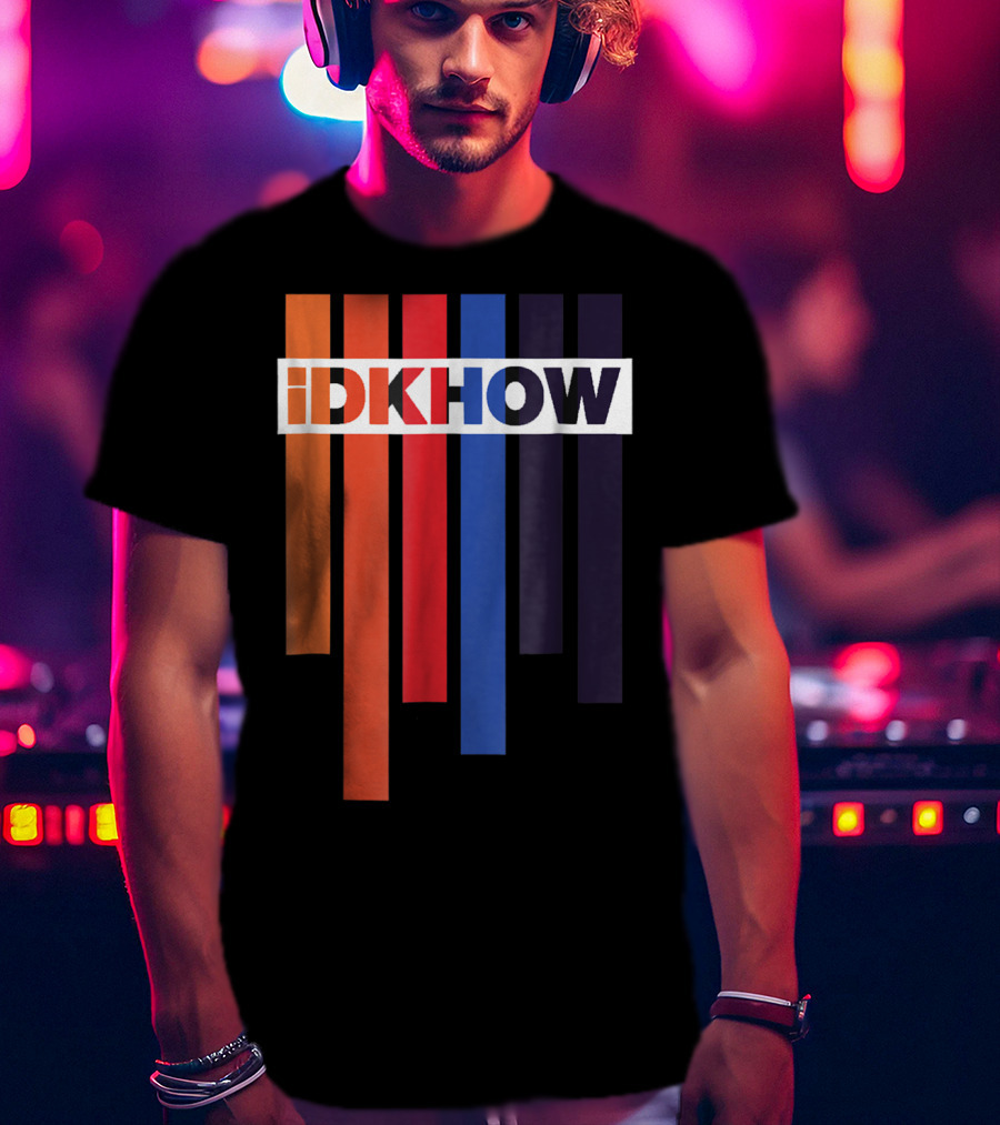 Barras De Color IDKHOW Letras Con Fondo Negro Y Blanco T-Shirt