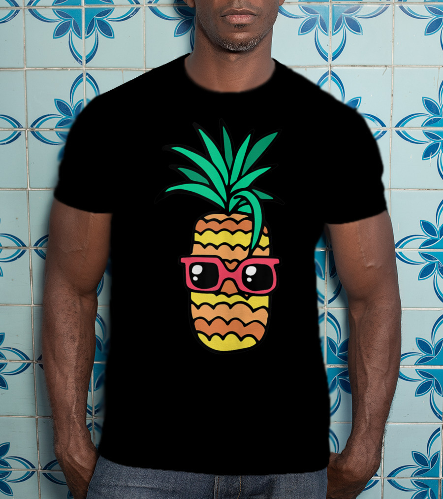 Aloha Hawaiian Pineapple Sunglasses Summer Beach Vibes T-Shirt