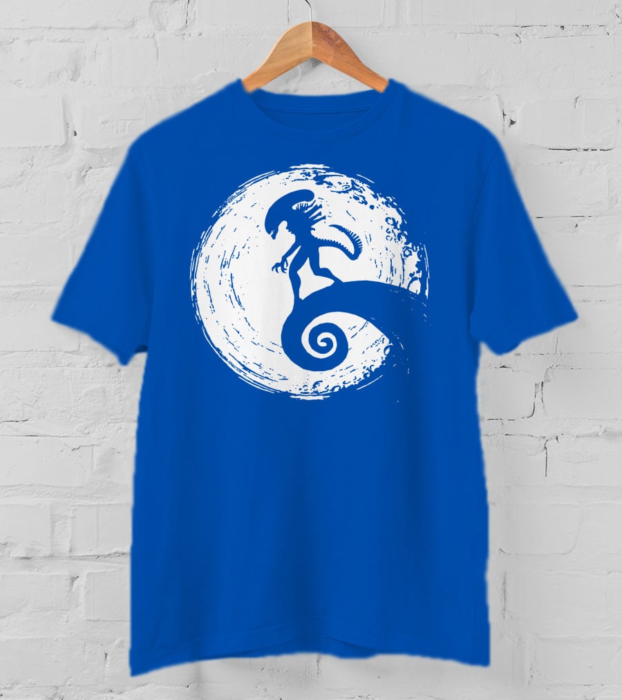 Nightmare On LV 426 Alien Meets Spiral Moon Scene T-Shirt
