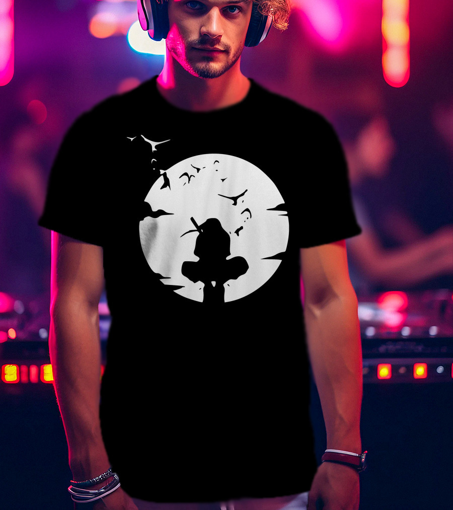 Itachi Uchiha Moonlit Silhouette Stance T-Shirt