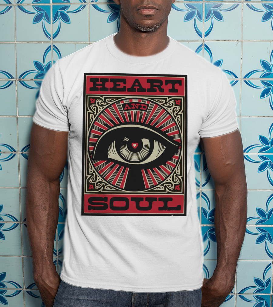 Heart And Soul Eye Art Radiating Love T-Shirt