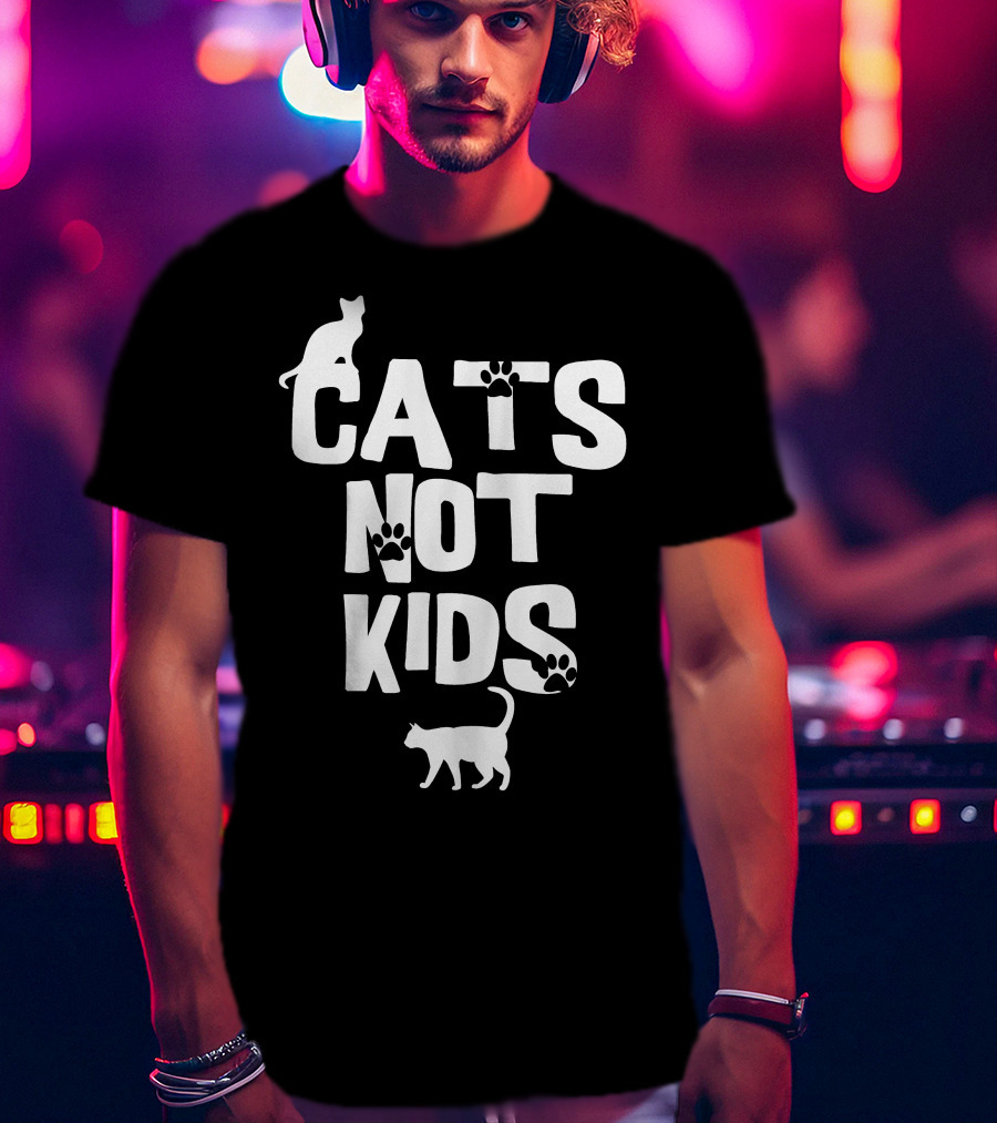Cats Not Kids Paw Prints T-Shirt
