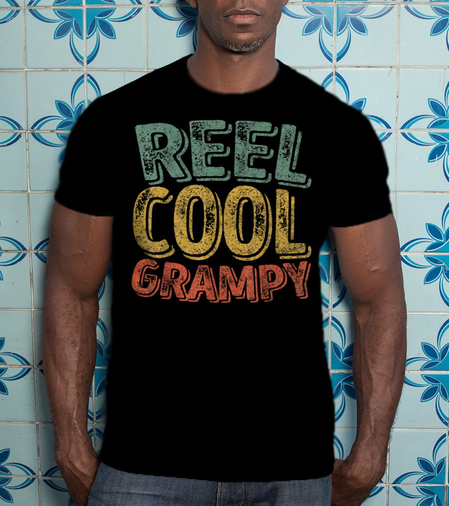Reel Cool Grampy Mens Perfect Xmas Fisherman T-Shirt