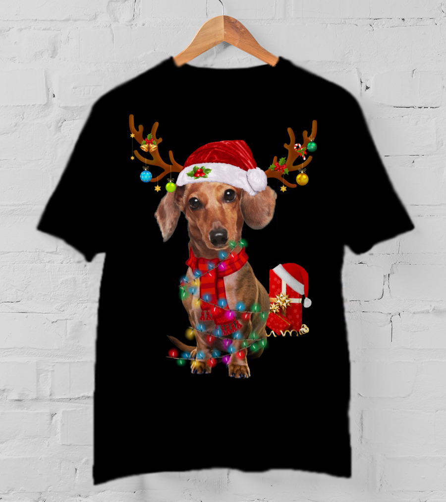Santa Hat Dachshund With Reindeer Antlers And Christmas Lights T-Shirt