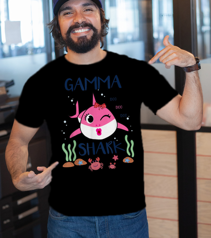 Gamma Shark Doo Doo Doo Winking Pink Shark With Bow And Marine Life T-Shirt
