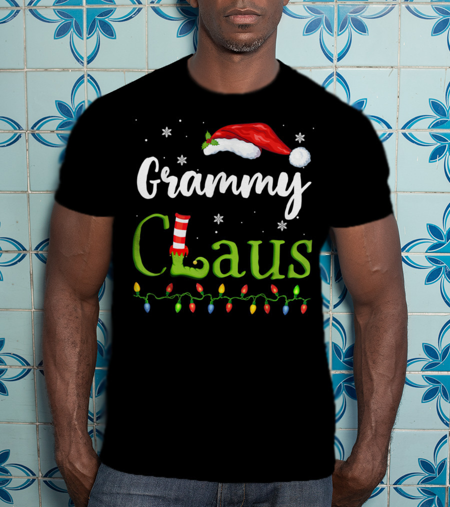 Grammy Claus Santa Grandma With Elf Shoe And Christmas Lights T-Shirt