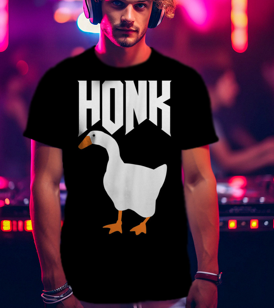 Honk Goose Funny Video Gamer Untitled Goose Game T-Shirt