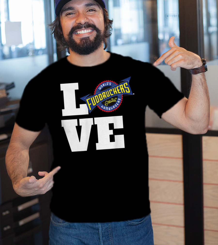 LOVE World's Greatest Hamburgers Fuddruckers T-Shirt