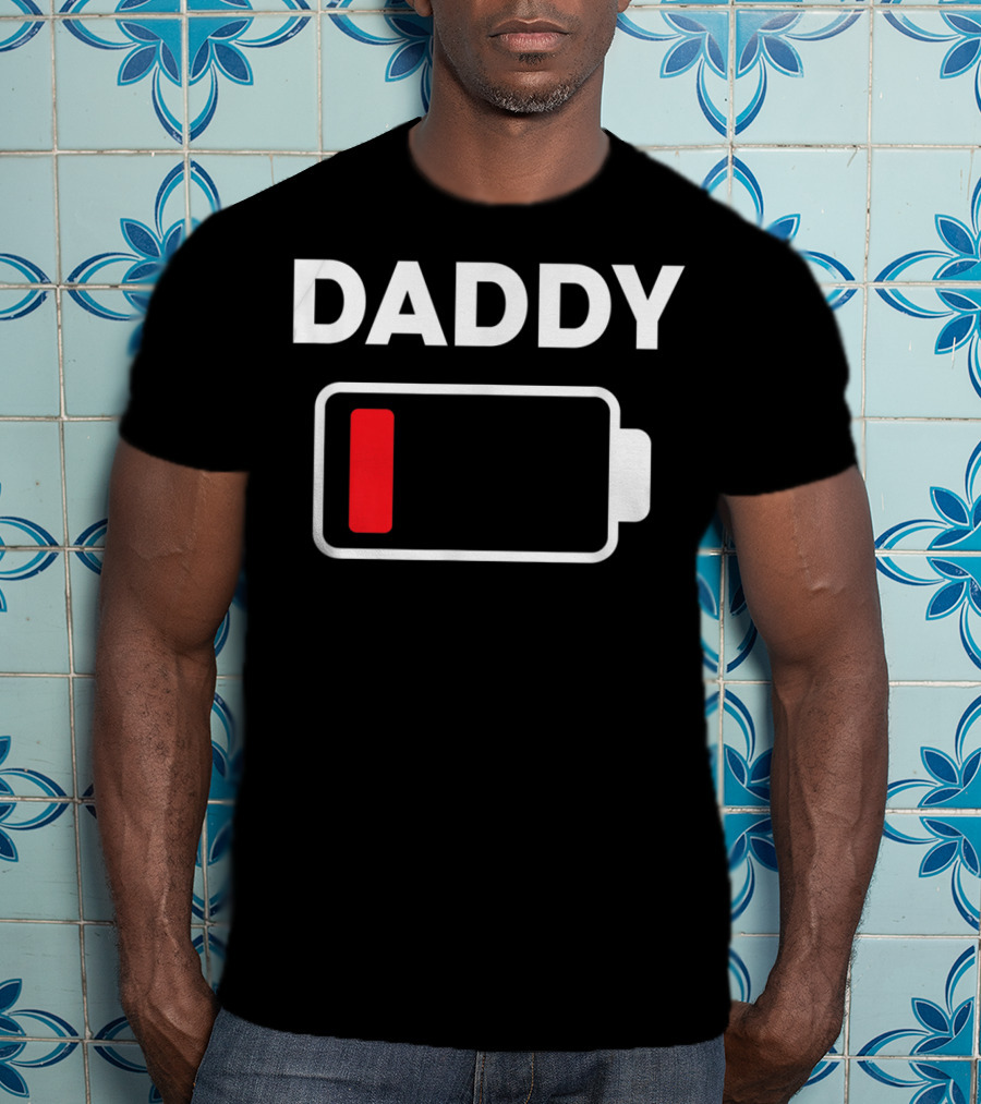 Daddy Low Battery Christmas Family Matching T-Shirt