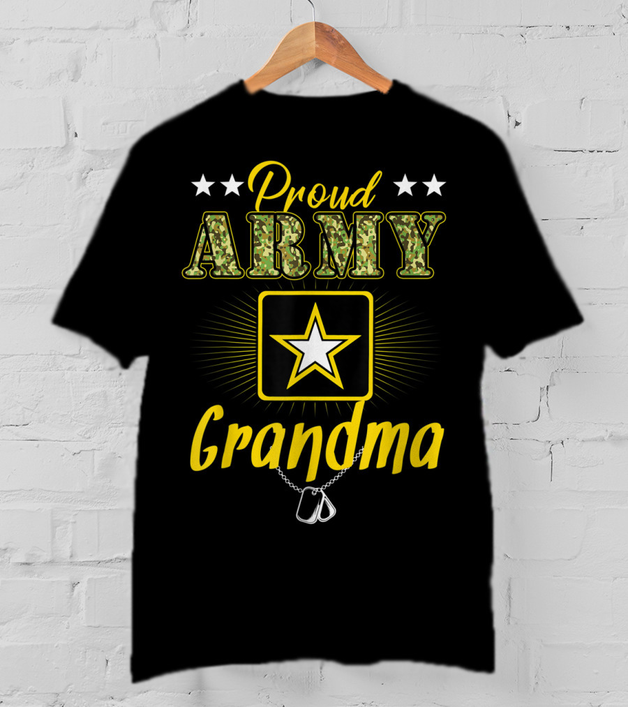 Proud Army Grandma Military Star Emblem Dog Tags T-Shirt