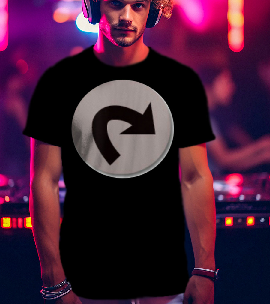 Tap Magic Fans Arrow Circle T-Shirt