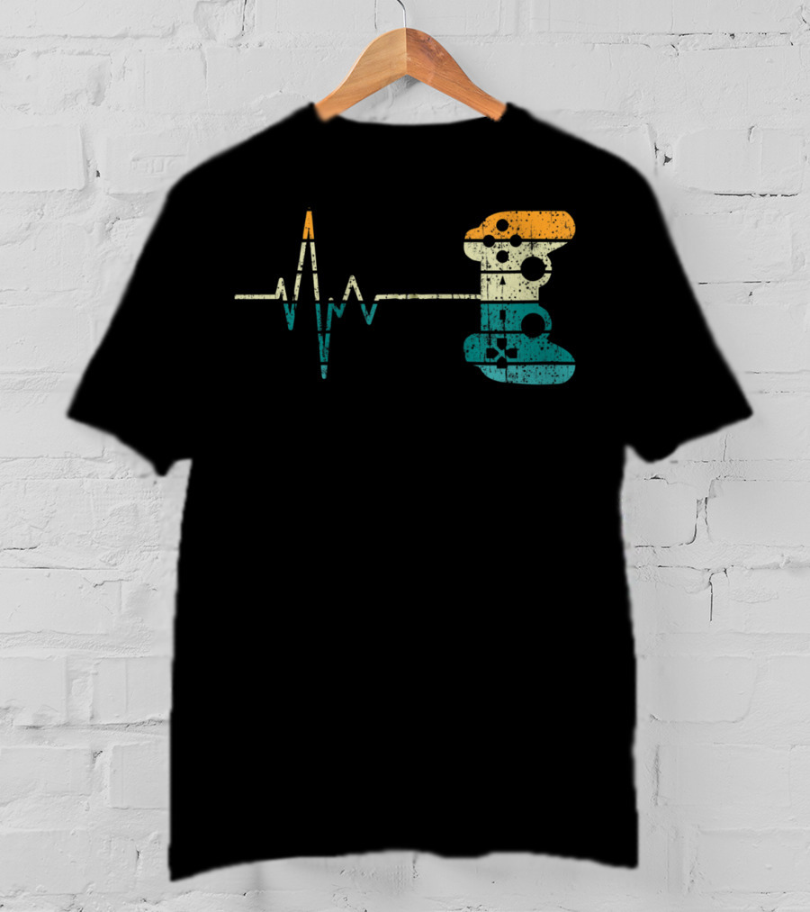 Retro Game Controller Heartbeat Video Game Lover T-Shirt