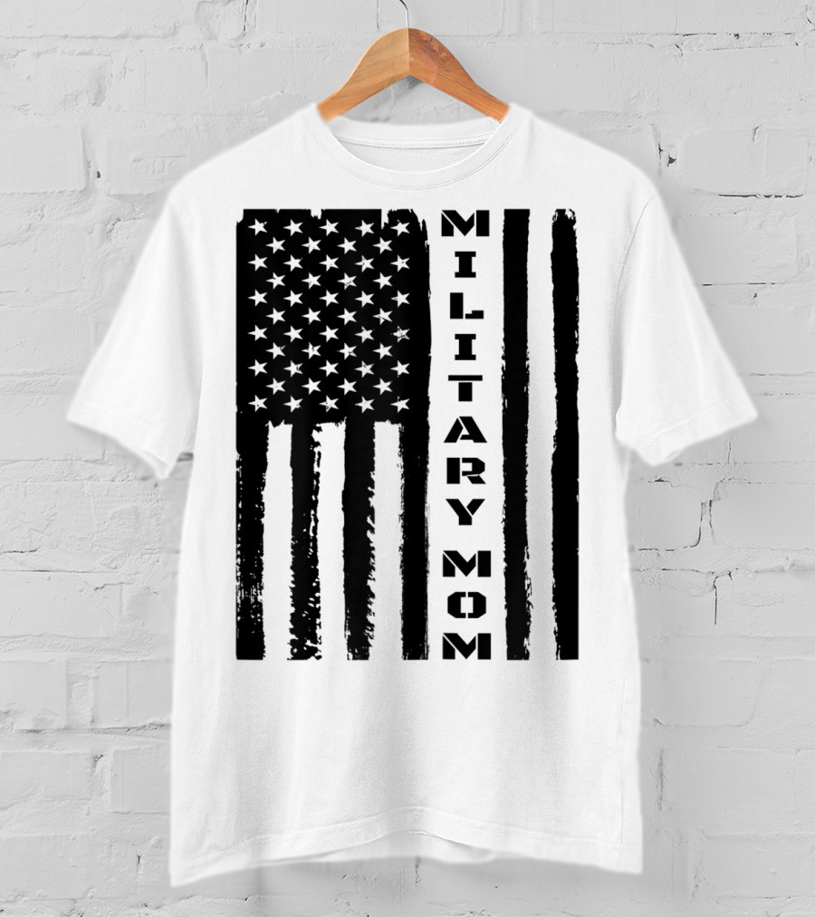 Military Mom American Flag Veteran's Pride T-Shirt