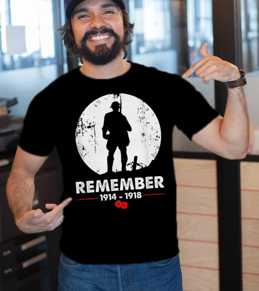 World War 1 Remember 1914-1918 Soldier Silhouette With Poppies T-Shirt
