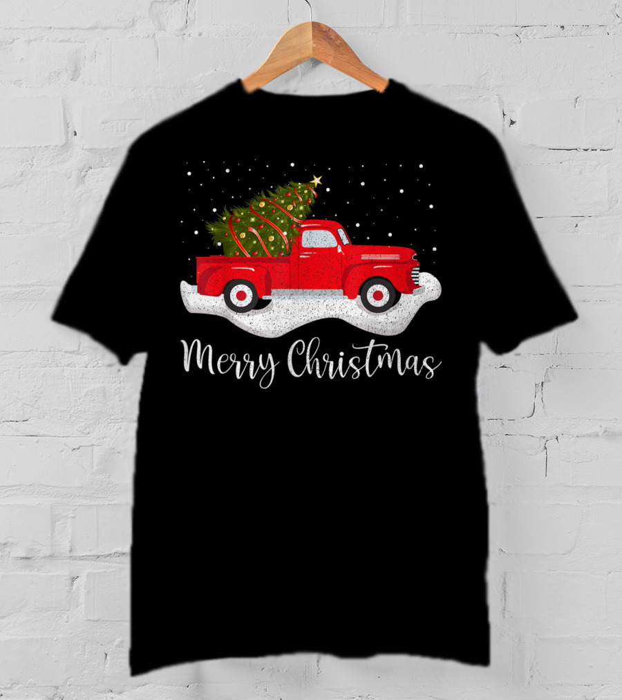 Merry Christmas Vintage Red Truck With Christmas Tree T-Shirt