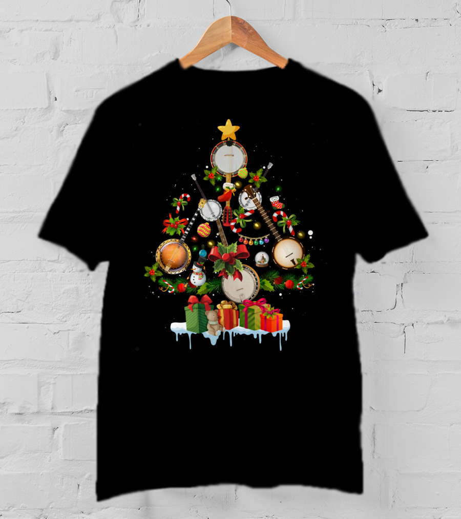 Banjo Christmas Tree With Lights And Gifts T-Shirt