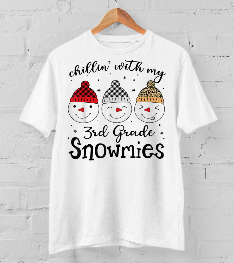 Chillin' With My 3rd Grade Snowmies Snowman Faces With Patterned Hats T-Shirt