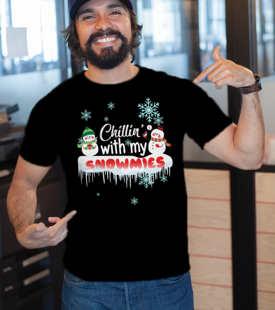 Chillin' With My Snowmies Cute Snowman Smoking Pipe And Snowflakes T-Shirt