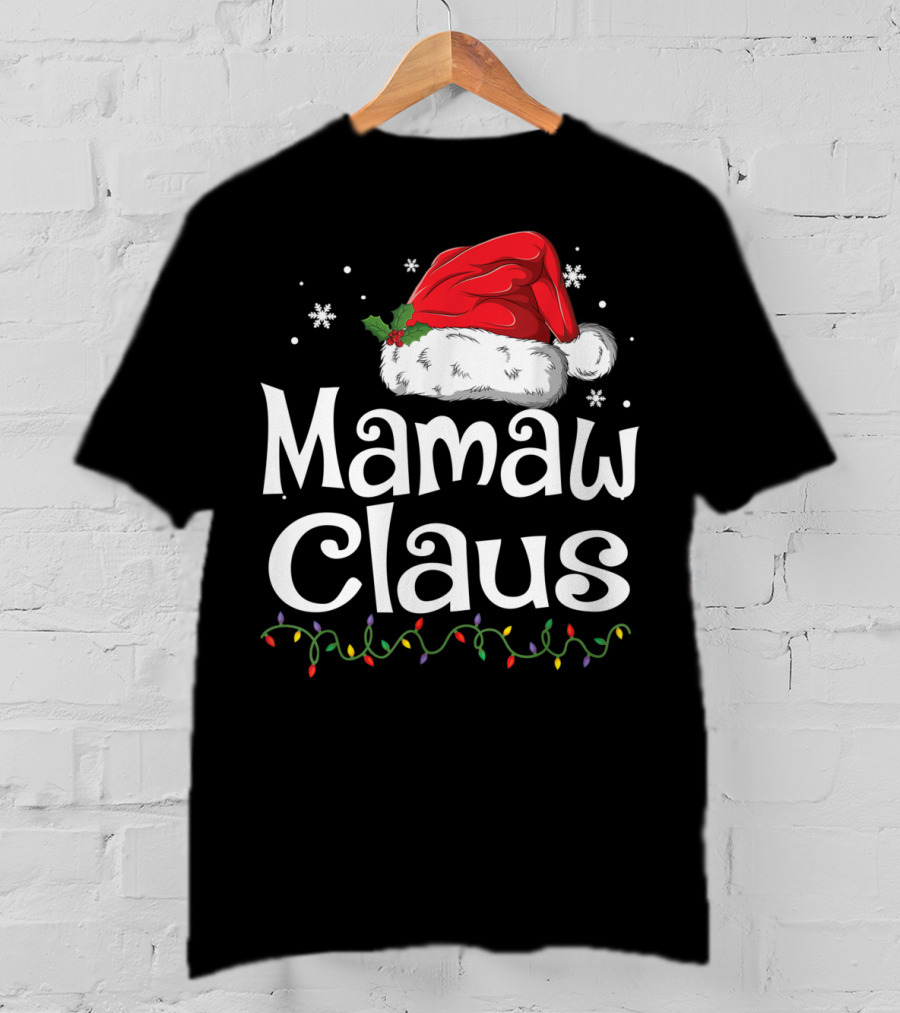 Mamaw Claus Santa Christmas Lights Snowflakes T-Shirt