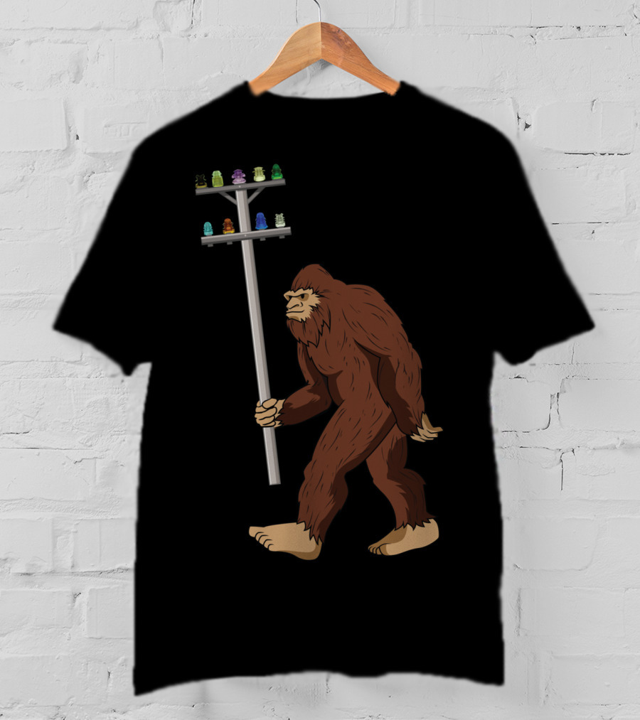 Bigfoot Collects Glass And Porcelain Figurines Enthusiastically T-Shirt