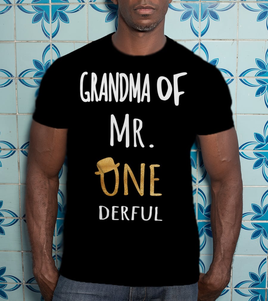 Grandma Of Mr. ONEderful Family Hat T-Shirt