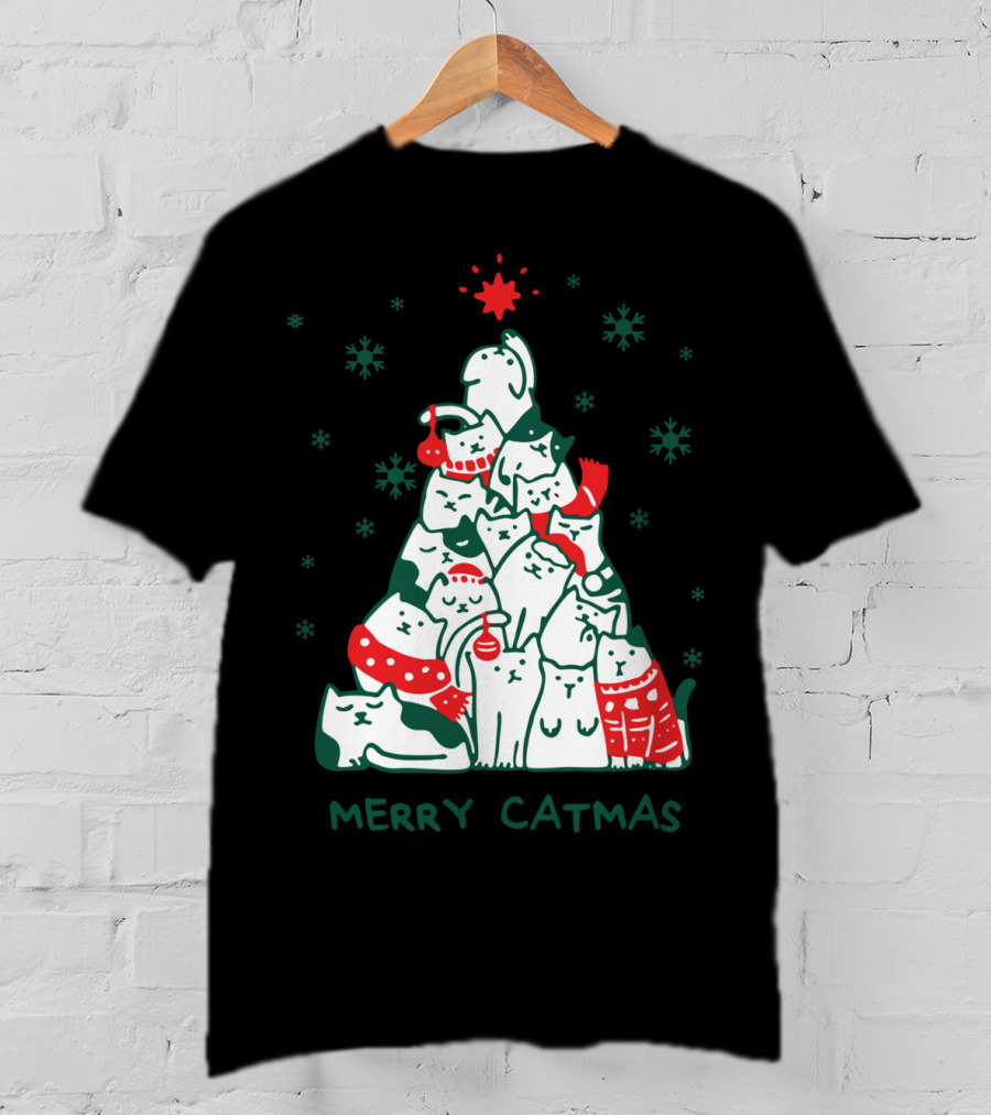 Merry Catmas Funny Cat Christmas Tree Holiday Cats Snowflakes Red Green T-Shirt
