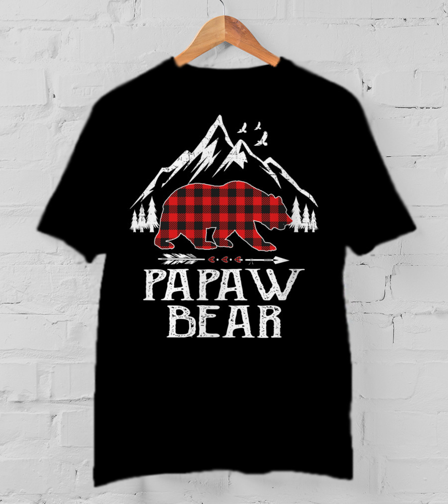 Papaw Bear Christmas Red Plaid Buffalo Mountain Scene T-Shirt