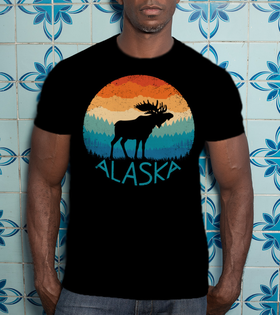 Alaska Retro Moose Vintage Mountain State Sunset Scene T-Shirt