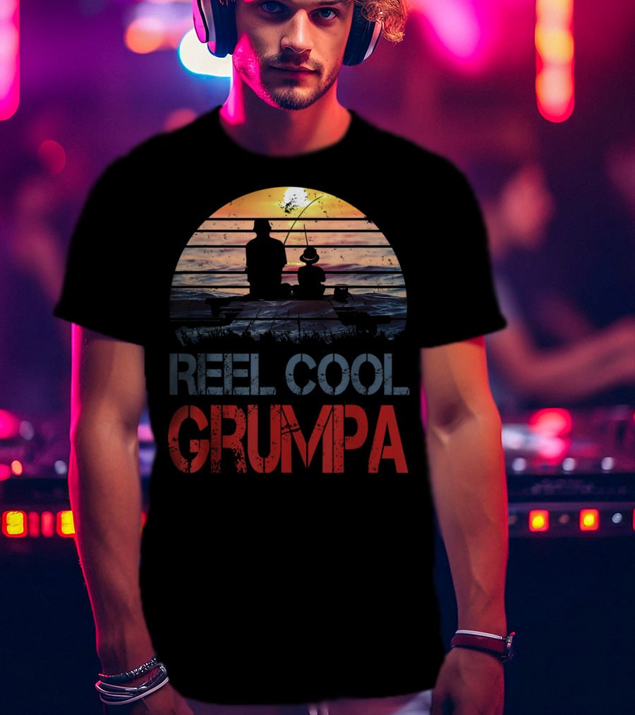 Father's Day Reel Cool Grumpa Fishing Silhouette With Sunset Background T-Shirt