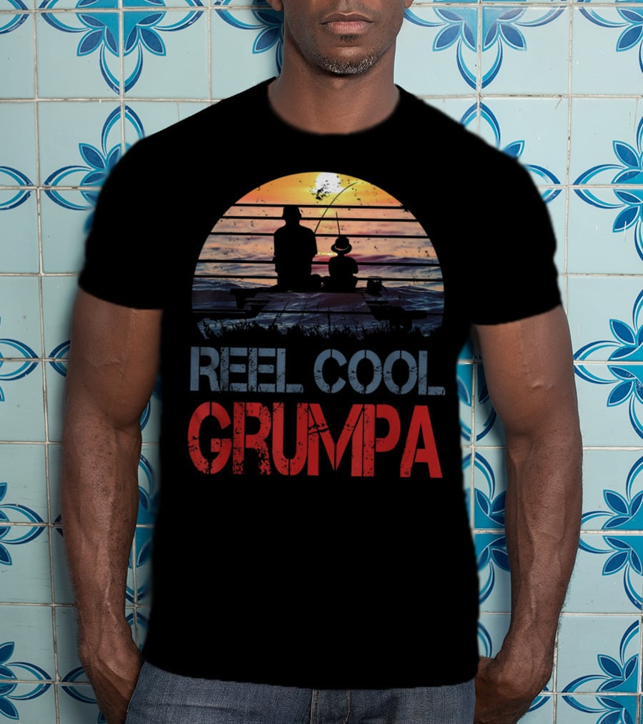 Father's Day Reel Cool Grumpa Fishing Silhouette With Sunset Background T-Shirt