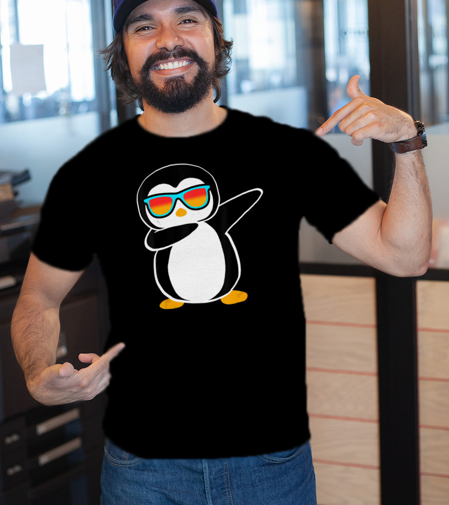 Dabbing Penguin Cute Animal With Sunglasses Birthday Party T-Shirt