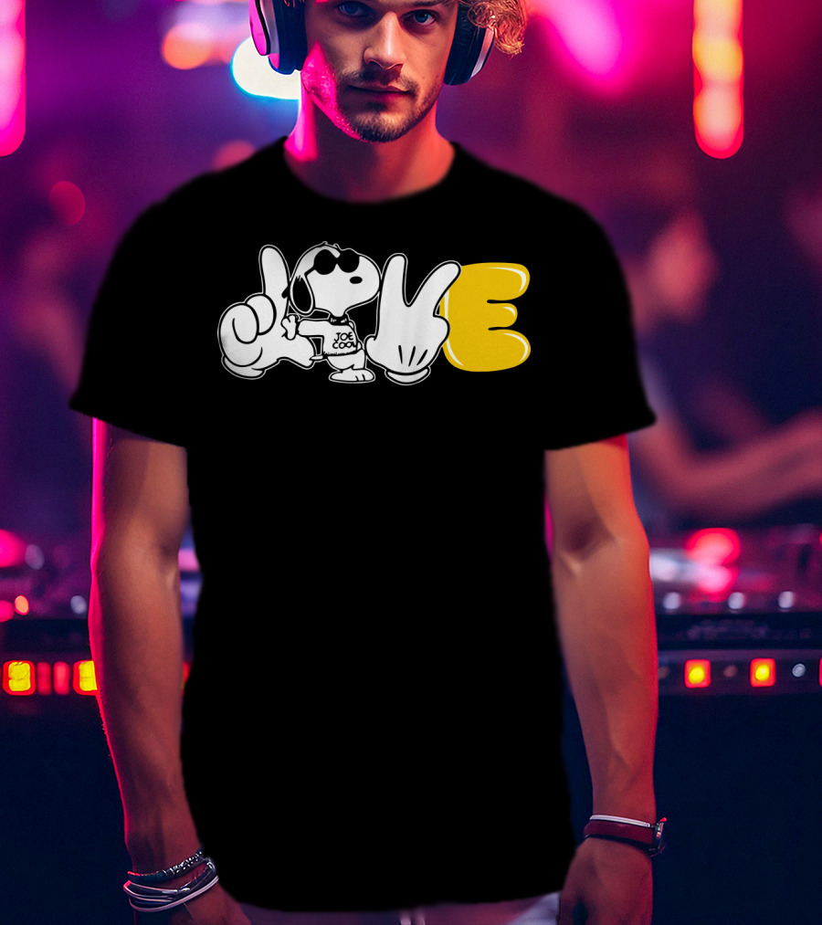Love Sign Language Joe Cool Snoopy The Peanuts Movie T-Shirt