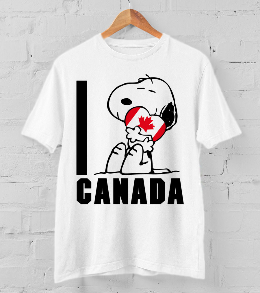 I Love Canada Snoopy Hugging Maple Leaf The Peanuts Movie T-Shirt