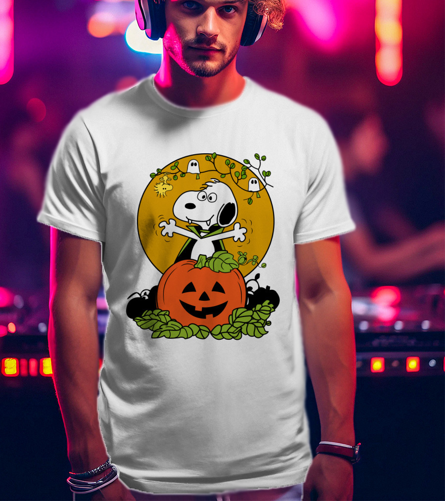 Pumpkin Halloween Snoopy Vampire Peanuts Movie Ghosts Jack-O'-Lantern T-Shirt