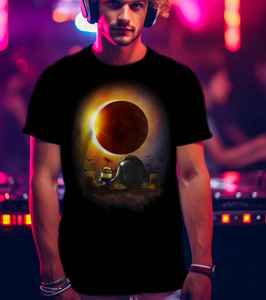 Gru And Kevin Watching Solar Eclipse Minions Despicable Me T-Shirt