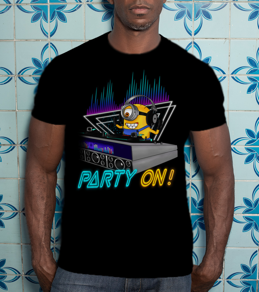 Despicable Me Minions Party On DJ Remix Vibes T-Shirt