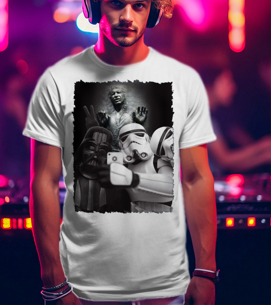 Selfie Together Darth Vader Stormtroopers Han Solo Frozen Star Wars T-Shirt