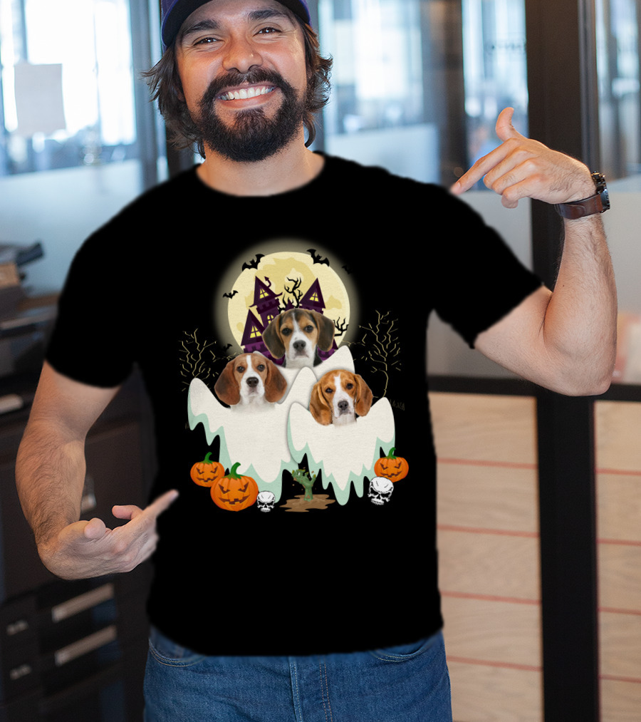 Beagle Halloween Ghosts Haunted House Pumpkins Bats Moon T-Shirt