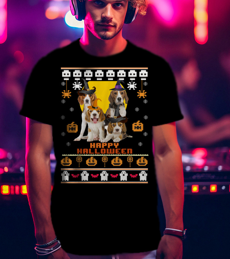 Beagle Happy Halloween Witch Hats And Pixelated Ghosts T-Shirt