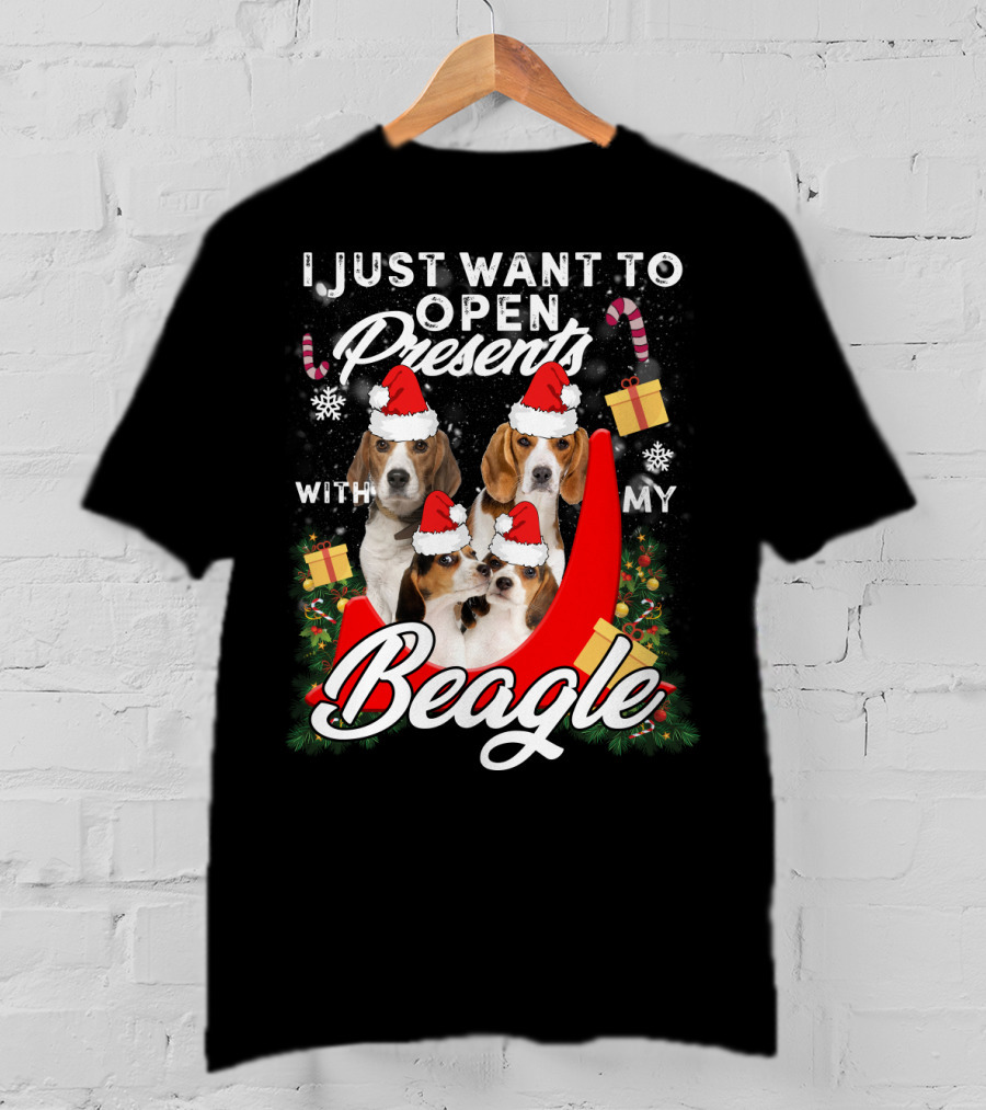 I Just Want To Open Presents With My Beagle Christmas Santa Hats Candy Canes Snowflakes T-Shirt