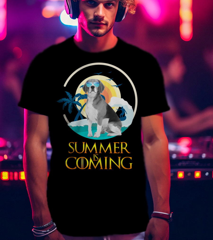Summer Is Coming Beagle Sunglasses Beach Scene T-Shirt