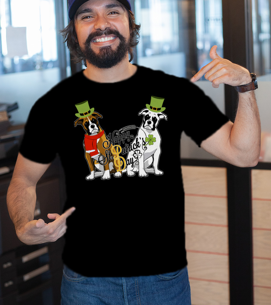 Happy St Patrick's Day Boxer Dogs With Shamrocks And Hats T-Shirt