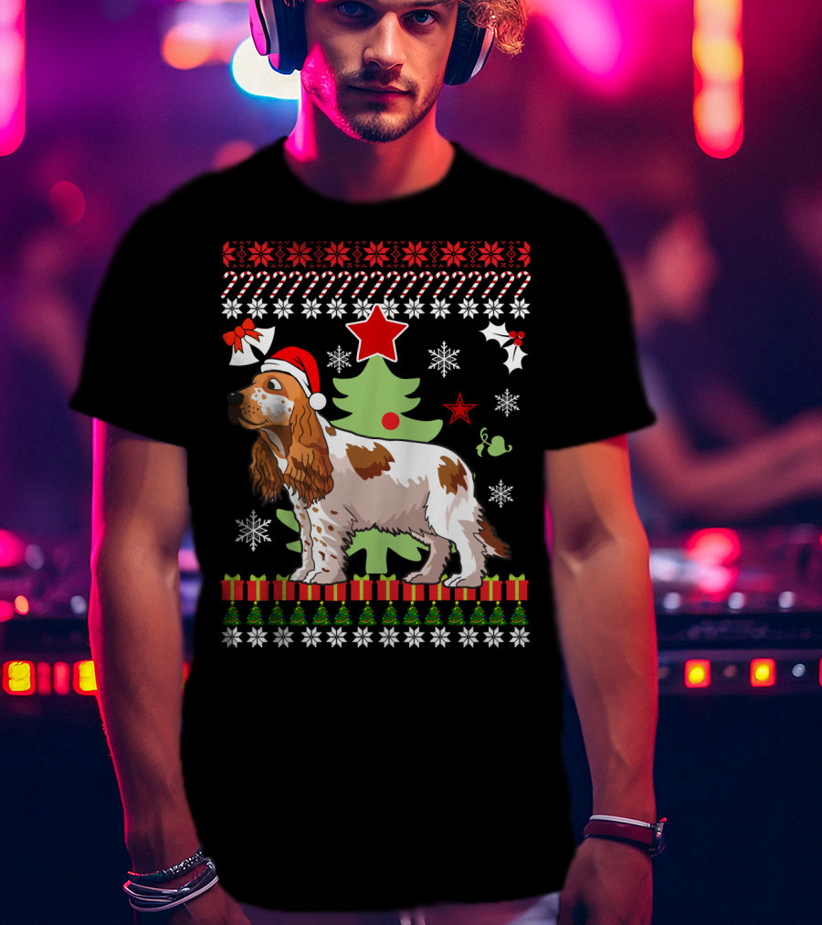 Christmas Cocker Spaniel Santa Hat Snowflakes Christmas Tree T-Shirt