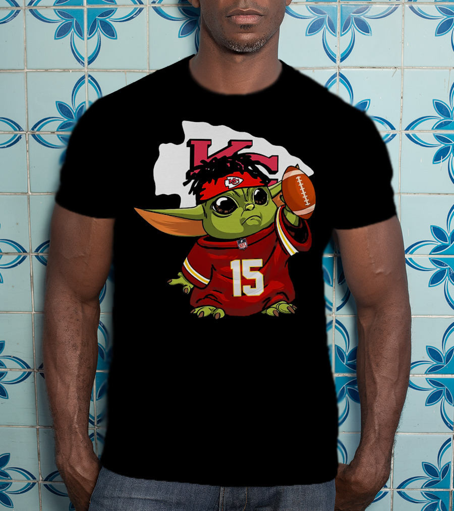 Baby Yoda Kansas City Chiefs Football Player Jersey 15 T-Shirt