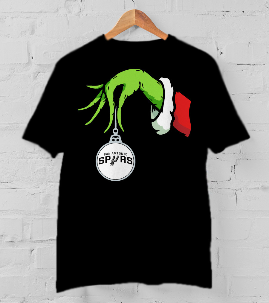 The Grinch Holding San Antonio Spurs T-Shirt