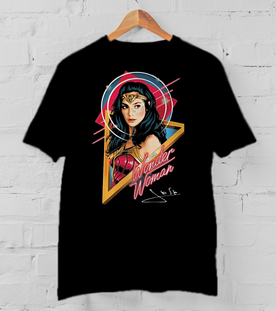 Wonder Woman Gal Gadot Signature Jessie T-Shirt