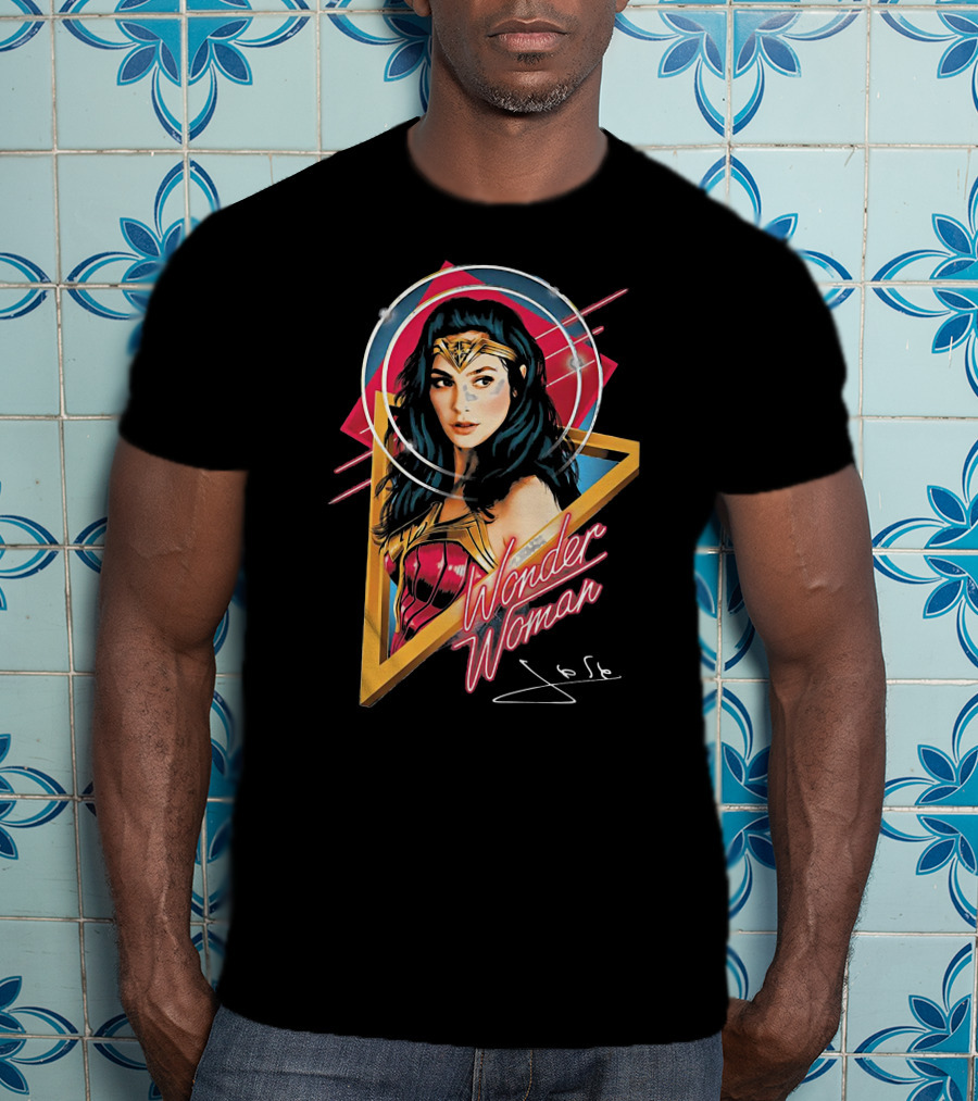 Wonder Woman Gal Gadot Signature Jessie T-Shirt